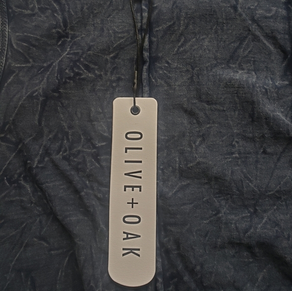 Olive & Oak Navy Blue Tank Size M - Picture 4 of 6
